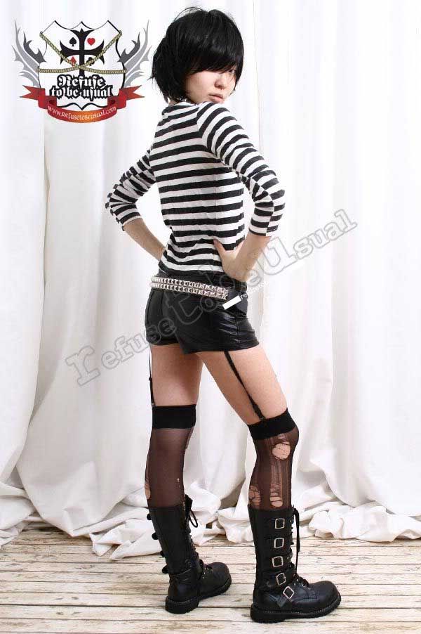 emo booty shorts